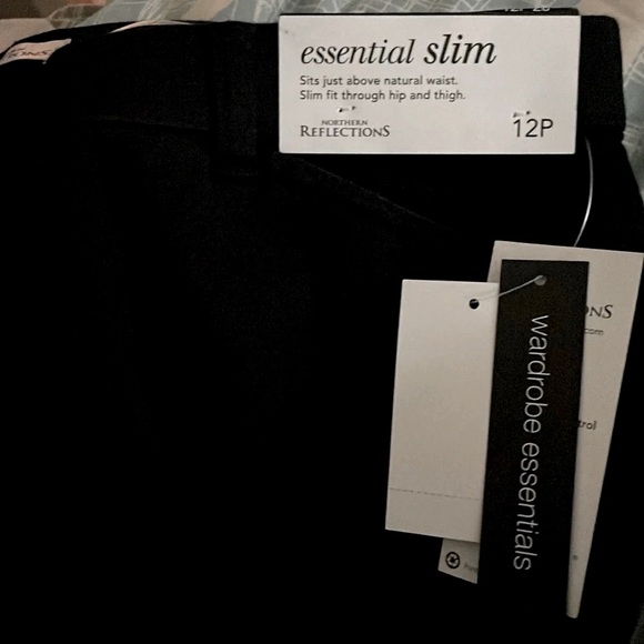 Sz 12(28”) women Northern reflection Petite Essential Slim Black Jean woman New - Picture 4 of 8